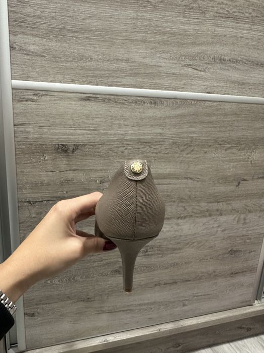 Обувки на ток, Michael Kors