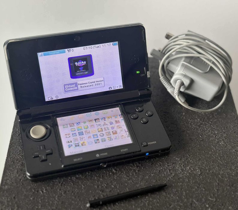 Nintendo 3DS Black + 70 игри Pokemon Zelda Mario Нинтендо