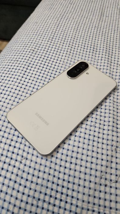 Vand Samsung A56 in stare foarta buna