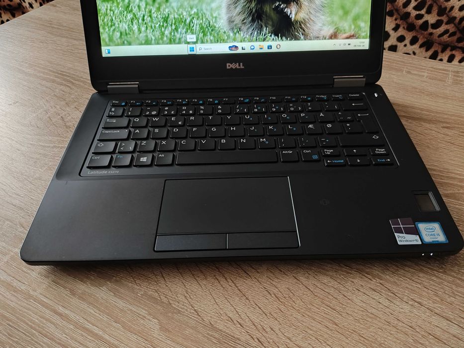 Laptop Dell Latitude E5270/i5/8GB Ram/256GB ssd M.2