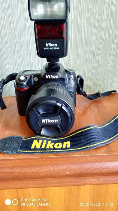 Фото апорат Hikon D80