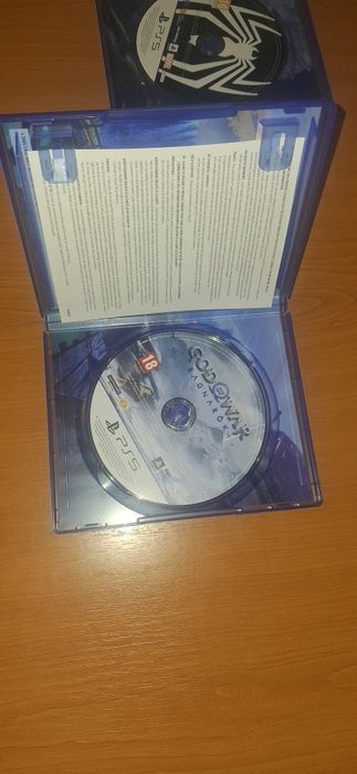 Jocuri pe disc spiderman 2 si god of war rangarok