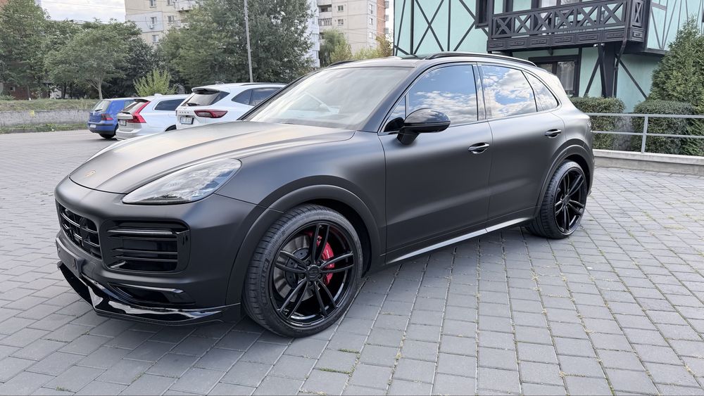 Porsche Cayenne GTS 2022