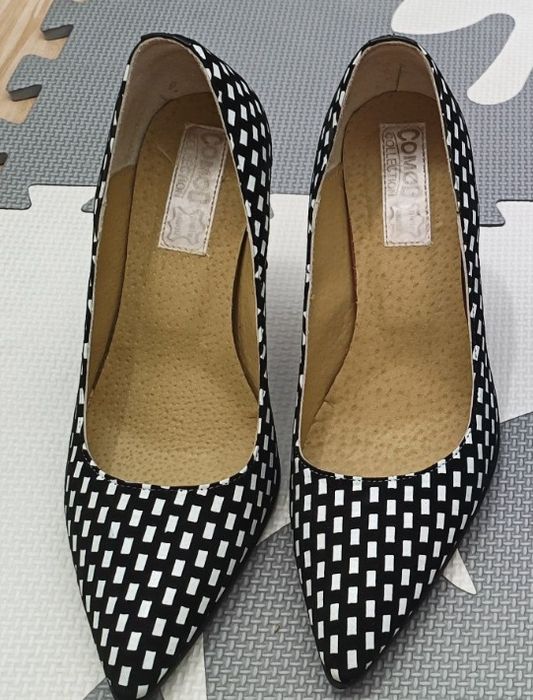 Pantofi dama Comod, piele, negru cu alb ,Nr 37 , branț 24 cm ,toc 9