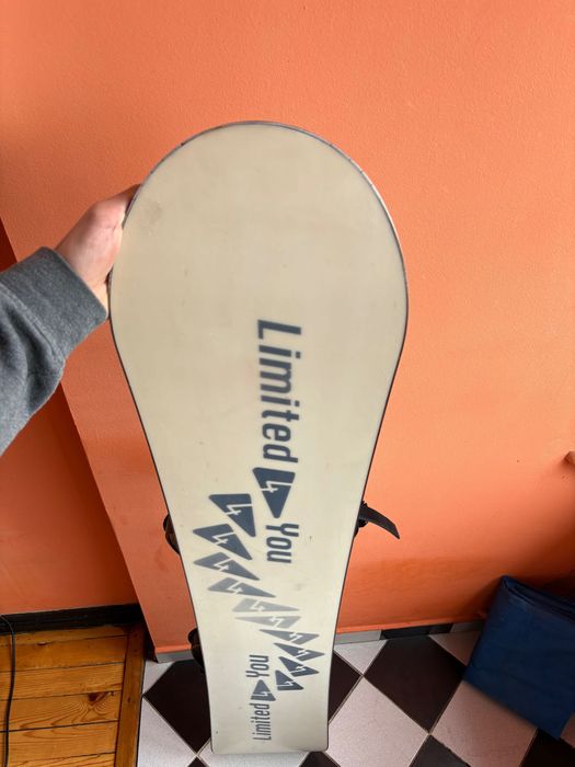 Сноуборд Dakine 154