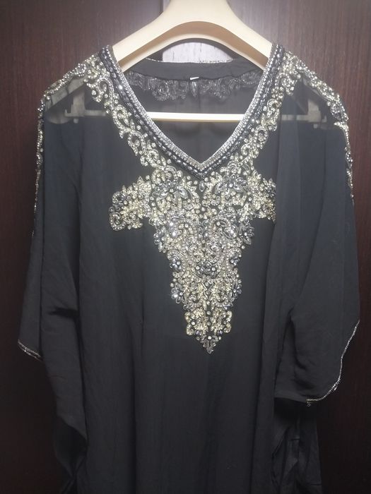 Прокат платьев и костюмов