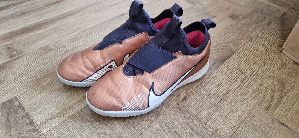 Продам кроссовки оригинал!