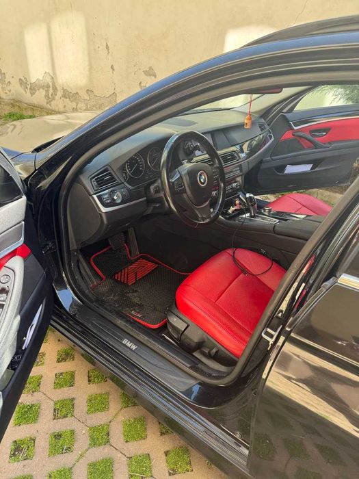 BMW 5, 2011 г, СПЕШНО!