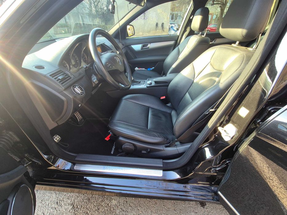 Mercedec c-class pachet amg