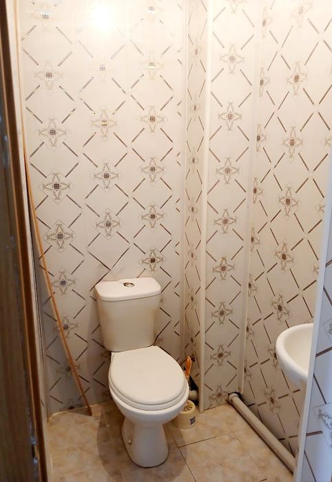 продам 2-х ком. 46кв. центр 2-этаж