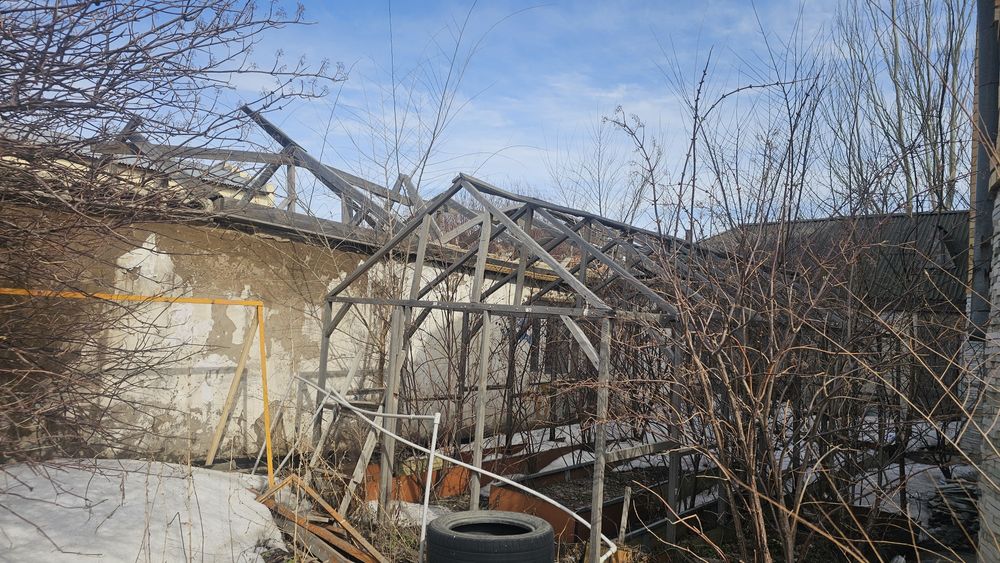 Отдам даром на разбор пристройку