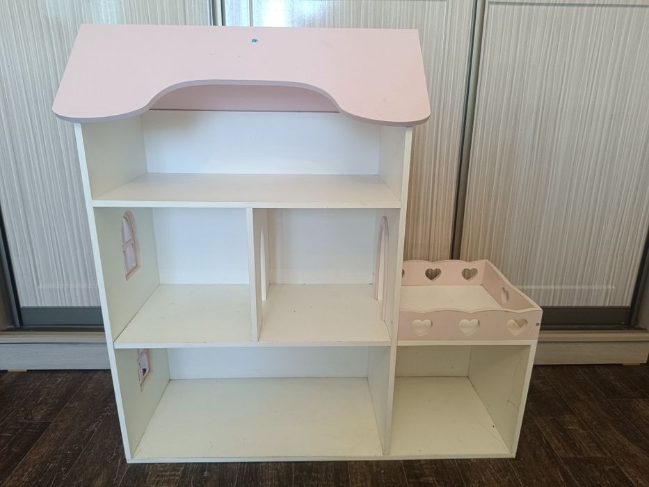 Домик для кукол.