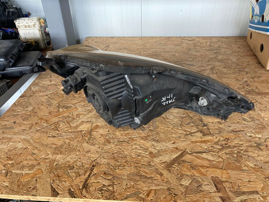 Ляв фар за Honda Jazz. Джаз. 11-15.
