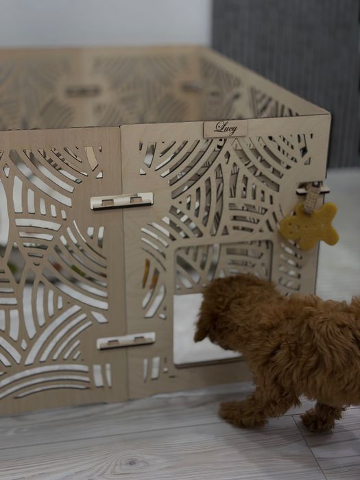 Вольер деревянный