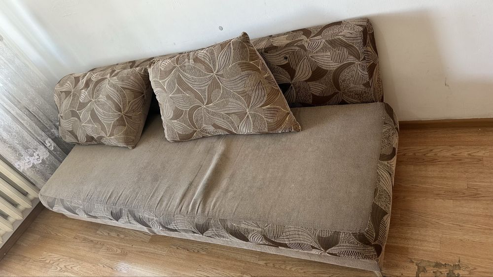Продам диван б/у