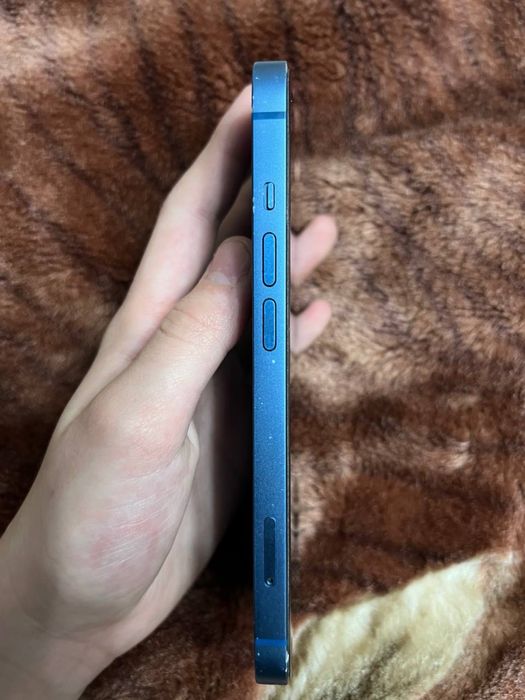 Айфон 13 81% акб