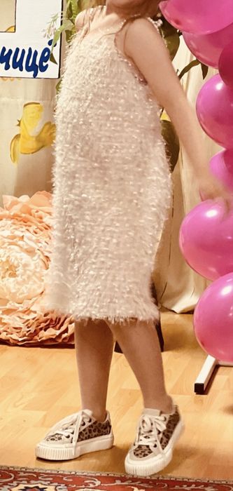 Рокля  6-8 години