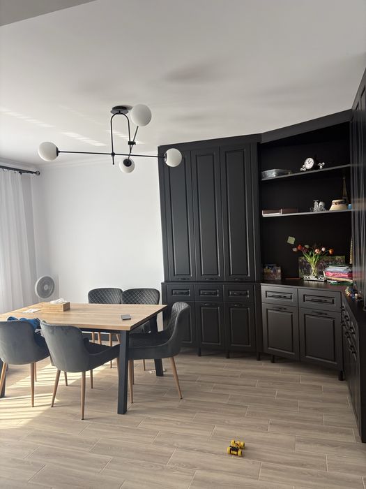 Proprietar, vand casa de 300 mp, teren 1300 mp