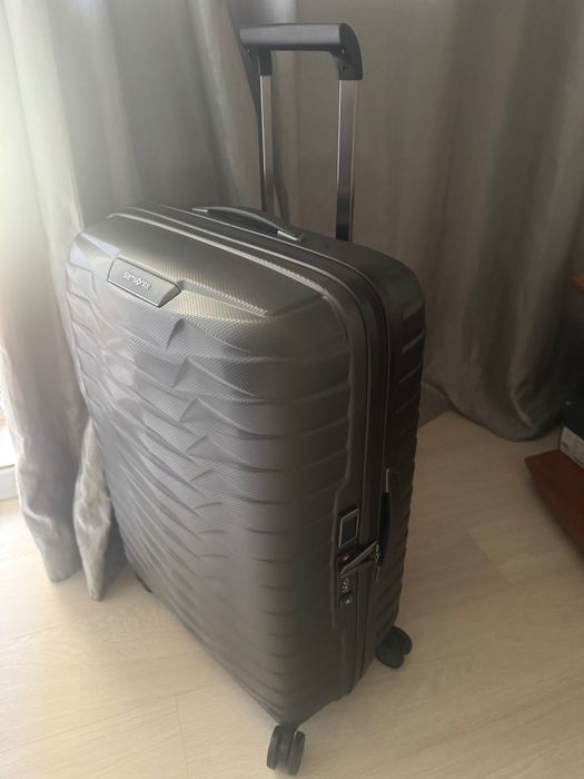 Чемодан samsonite