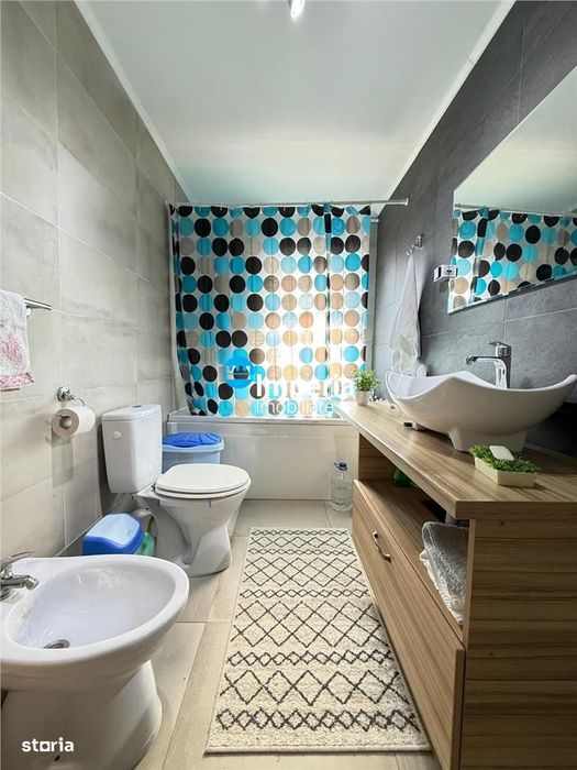 Duplex 3 cam, 2 bai, 87 mp utili, Cartier Editurii Lunca Cetatuii