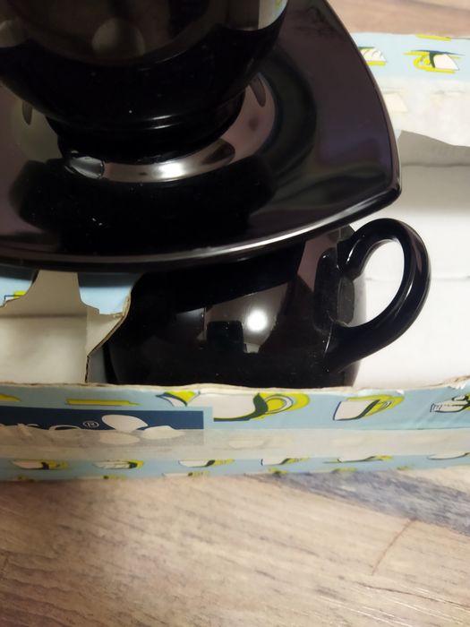 Сервиз за кафе черен  Нов.