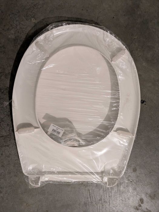 Капак за тоалетна чиния Санитапласт модел 5122, бял