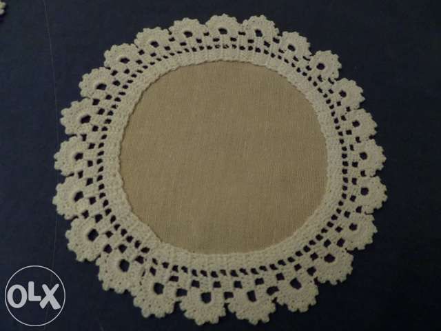 Плетен комплект каренца на една кука за кафе или чай