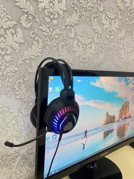 Наушник с микрафоном POCO