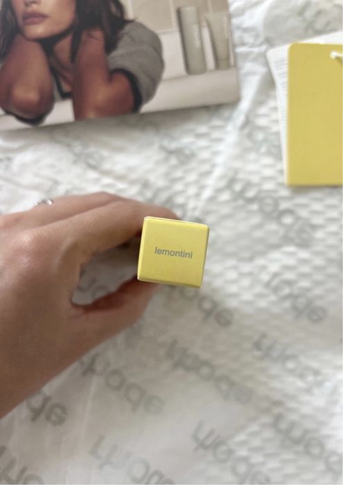 Rhode Lemontini гланц за устни Лимитиран Lip Gloss Lemontini Оригинал