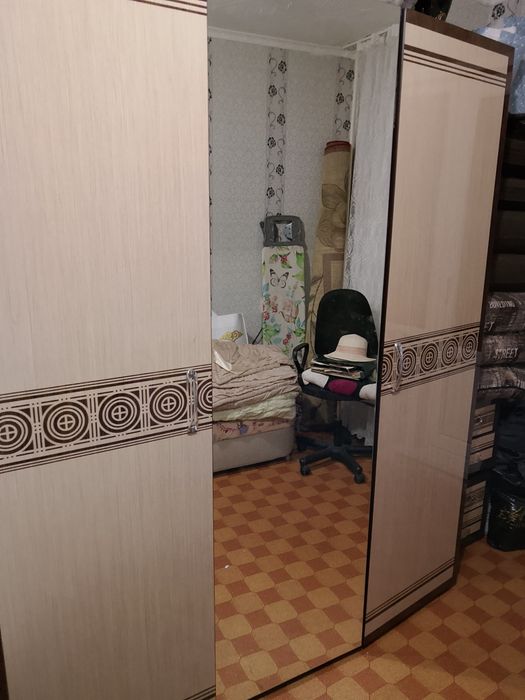 Продам спальный гарнитур