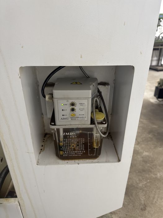 Станок токарный ЧПУ