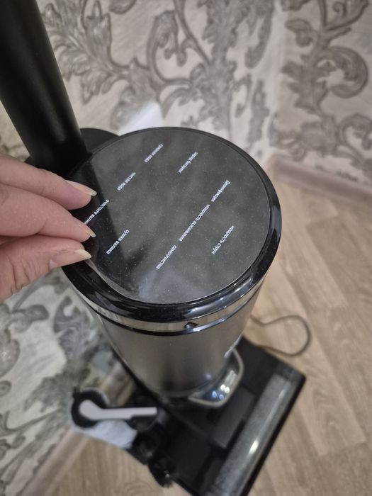 Моющий беспроводной пылесос