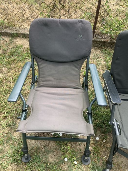 Легла и столове за риболов