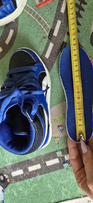 Adidași bascheți reebok 27-28