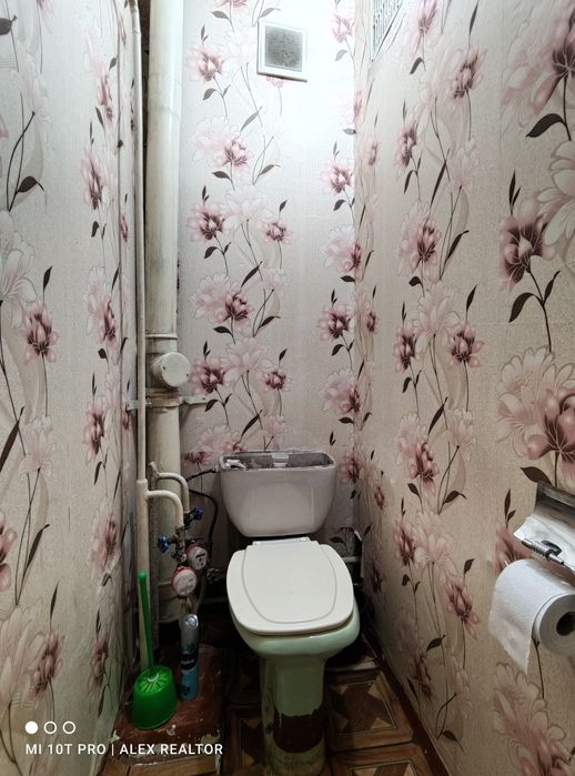 Продаётся 2-х комнатная квартира