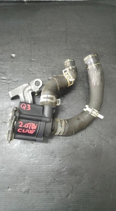 Pompa recirculare apa 2.0 tdi audi q3 8u 5q0121599q