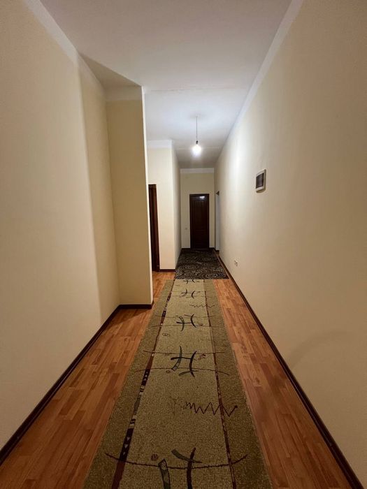 2/3/3 сотилади  100м²