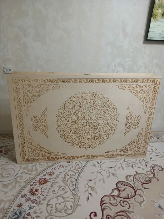 Продам Стол трансформер длина 3 метров