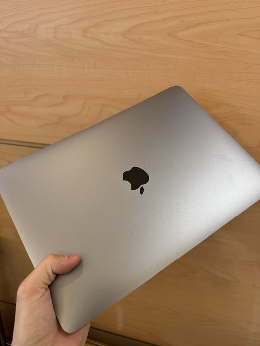 Macbook Air M1 13 256GB