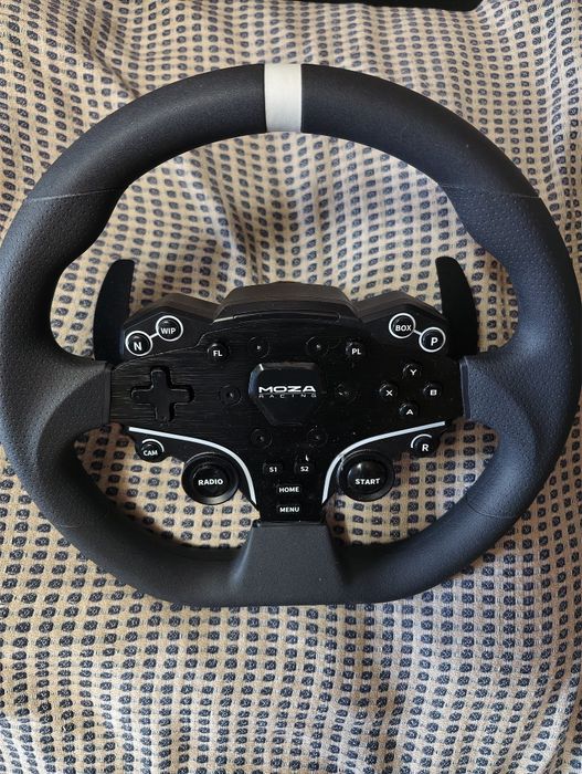 Игровой руль Moza r3