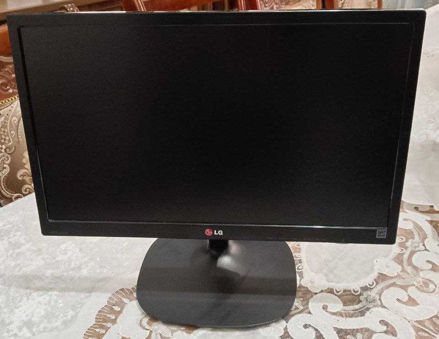 Monitor LG Led 22"