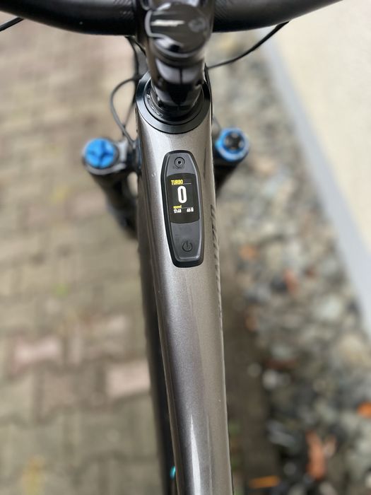 Specialized Turbo Levo Full-Suspension – E-MTB ca Nouă (576 km), Origine Germania