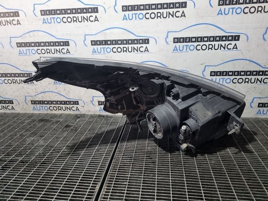 Far Stanga Opel Vivaro B 2014 - 2018 SUV 5 Usi (1272) Fara xenon