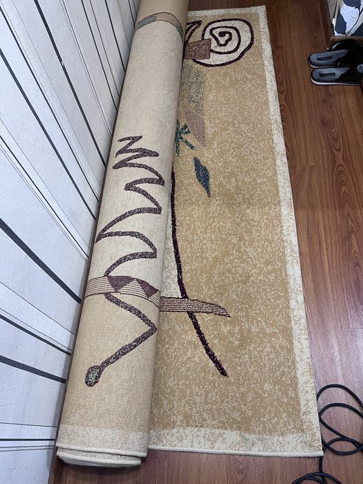 Продам ковер, дорожку, коврики