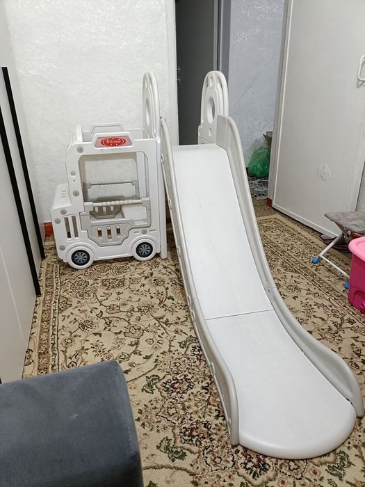 Срочно продам детскую горку