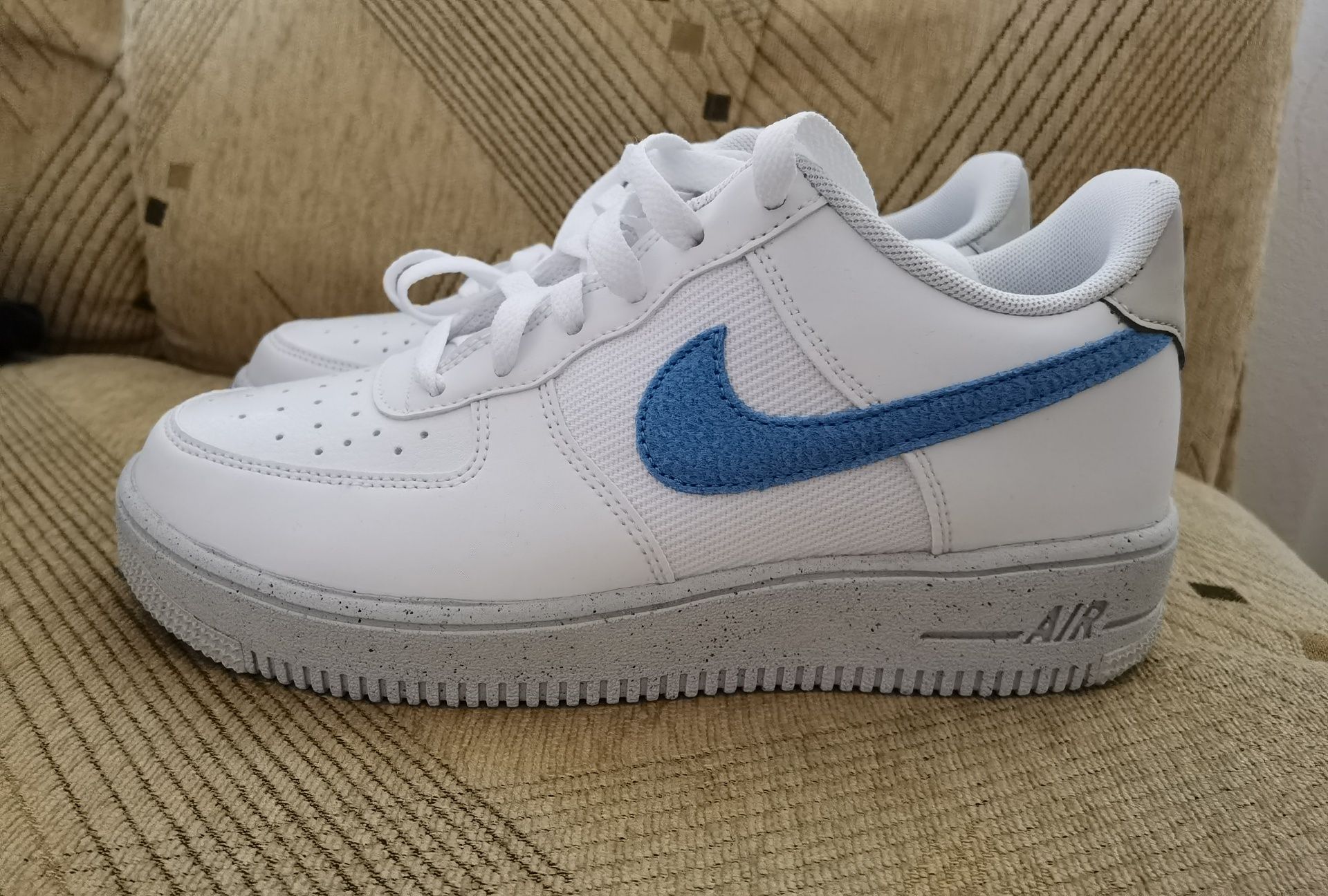 Olx nike air force 1 hotsell