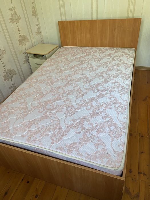 Кровать полуторка