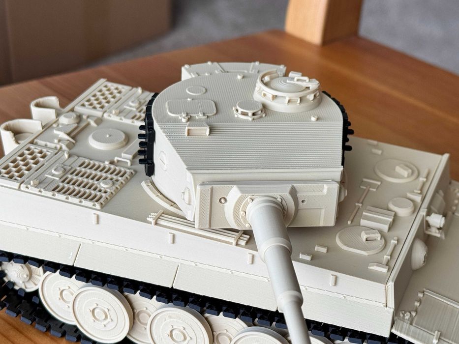 Модель тяжёлого танка Tiger I. Масштаб 1:35