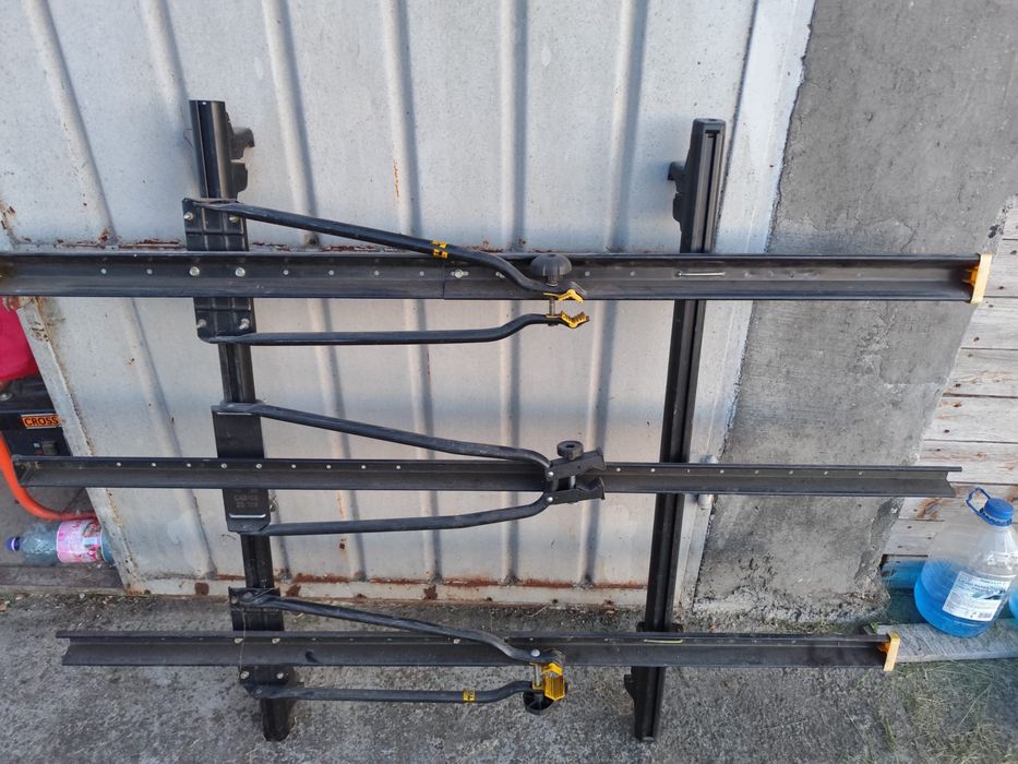 Vand suporti bicicleta cu prindere pe bare transversale