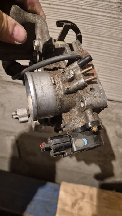 Продам дроссель камри 10